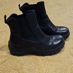 Bass Black Boots- Commotion